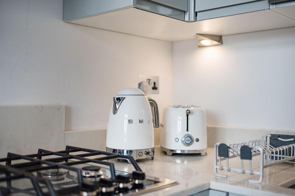 Elegant 1 Bed Apartment- Hampstead Village Лондон Экстерьер фото